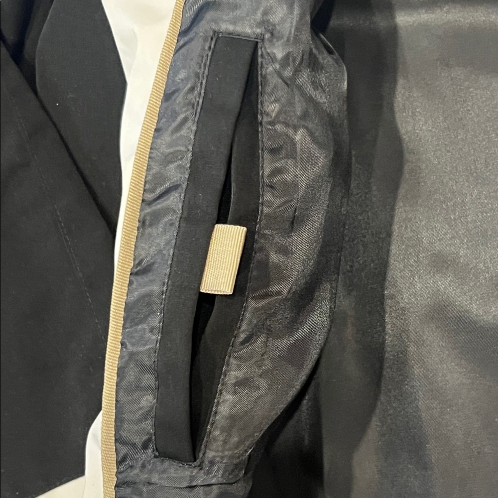 NWT Jones New York Black/Cream Jacket Size Large Rain Waterproof Lightweight - Picture 13 of 16